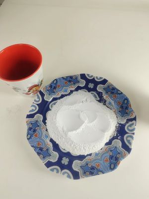 Ponto de derretimento de vitrificação 130-150℃ do pó da melamina da resina do formaldeído