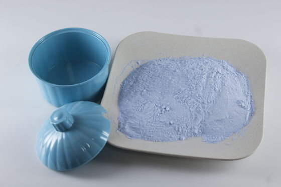 Amostra branca do pó 99,8% da melamina da categoria industrial disponível