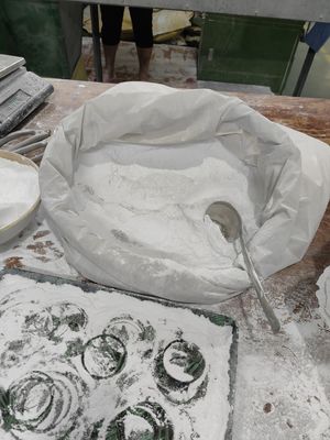 A resina de formaldeído de ureia da melamina de SY pulveriza 99,8% Cas 108-78-1