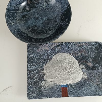 Matéria prima por atacado da melamina da fábrica com categoria industrial para o papel e o Dishware da impregnação