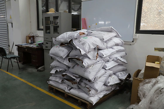 Tóxico plástico moldando do composto do Cas 108-78-1 amino não inodoro