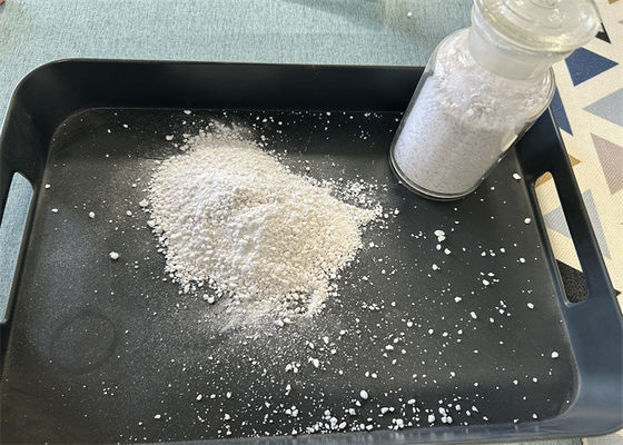 990,9% de pureza Melamina matéria-prima vidro em pó não tóxico 25kg / saco Cianuramida