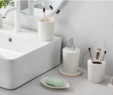 Detentores de escova de dentes de cerâmica livre de chumbo Acessórios de banheiro Set 4pcs