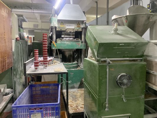 Máquina de moldagem por compressão de melamina com pré-aquecedor para copos de louça