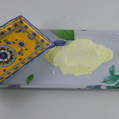 SHUANGYAN China Food-grade Amino Resin Melamine Powder (UMC/MMC) with Fine Surface 100% Purity for Tableware Production